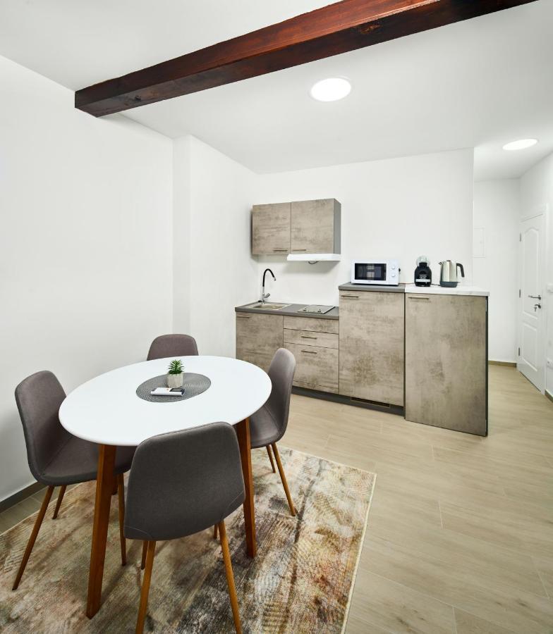 Apartment Cardo